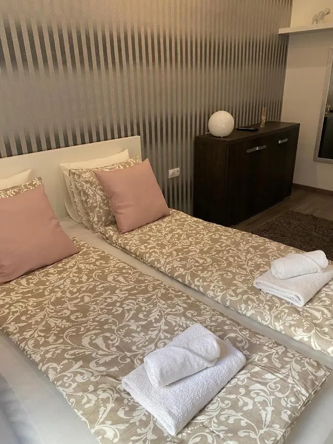 Budapest Central Andrassy Apartment