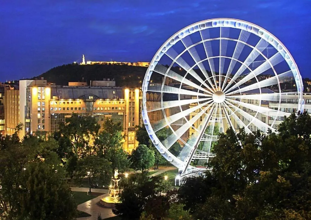 Budapest Central Andrassy Apartment